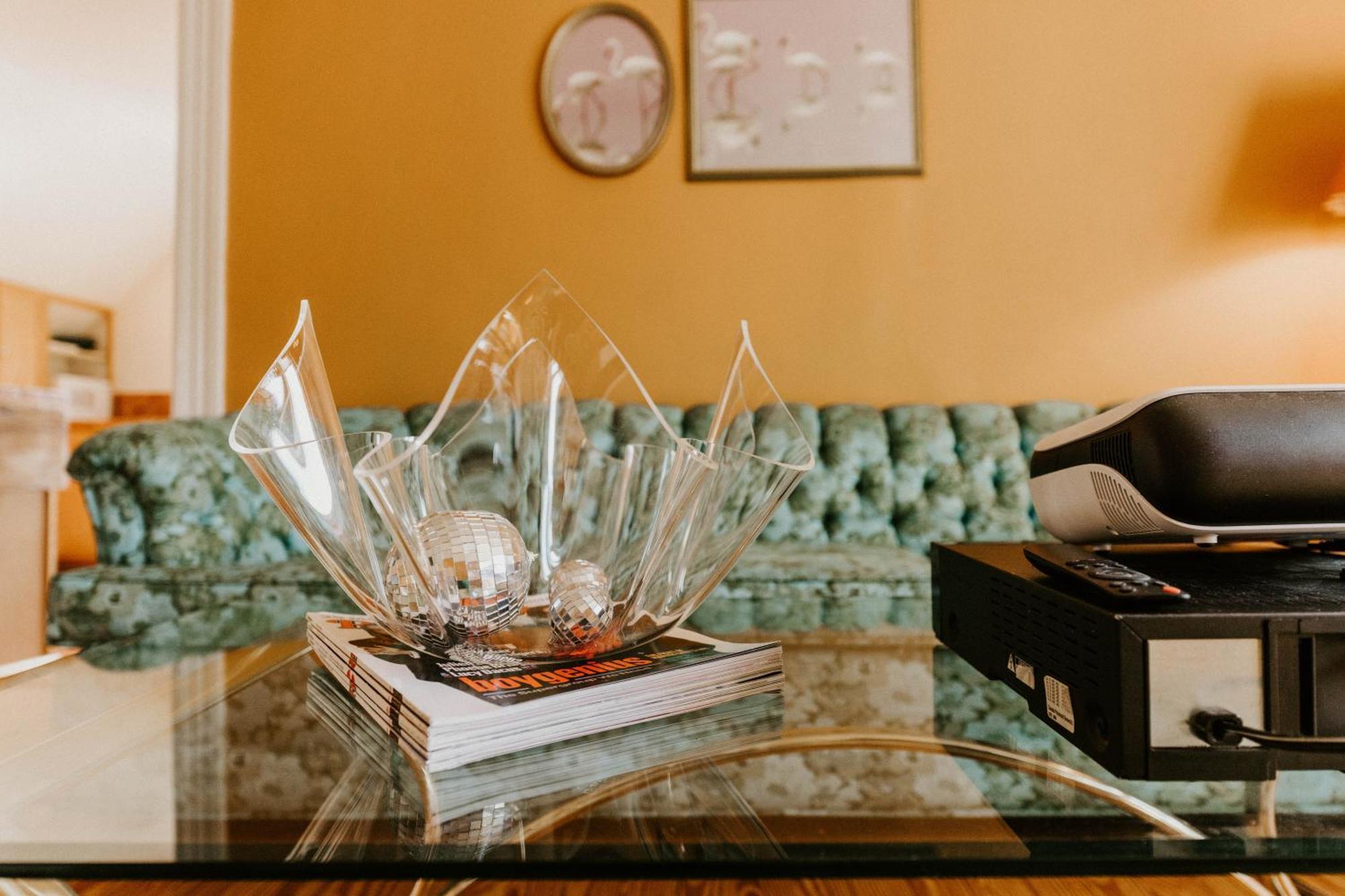 Retro Gem Box Victorian Steps From Irvine Park Apartment เซนต์พอล ภายนอก รูปภาพ