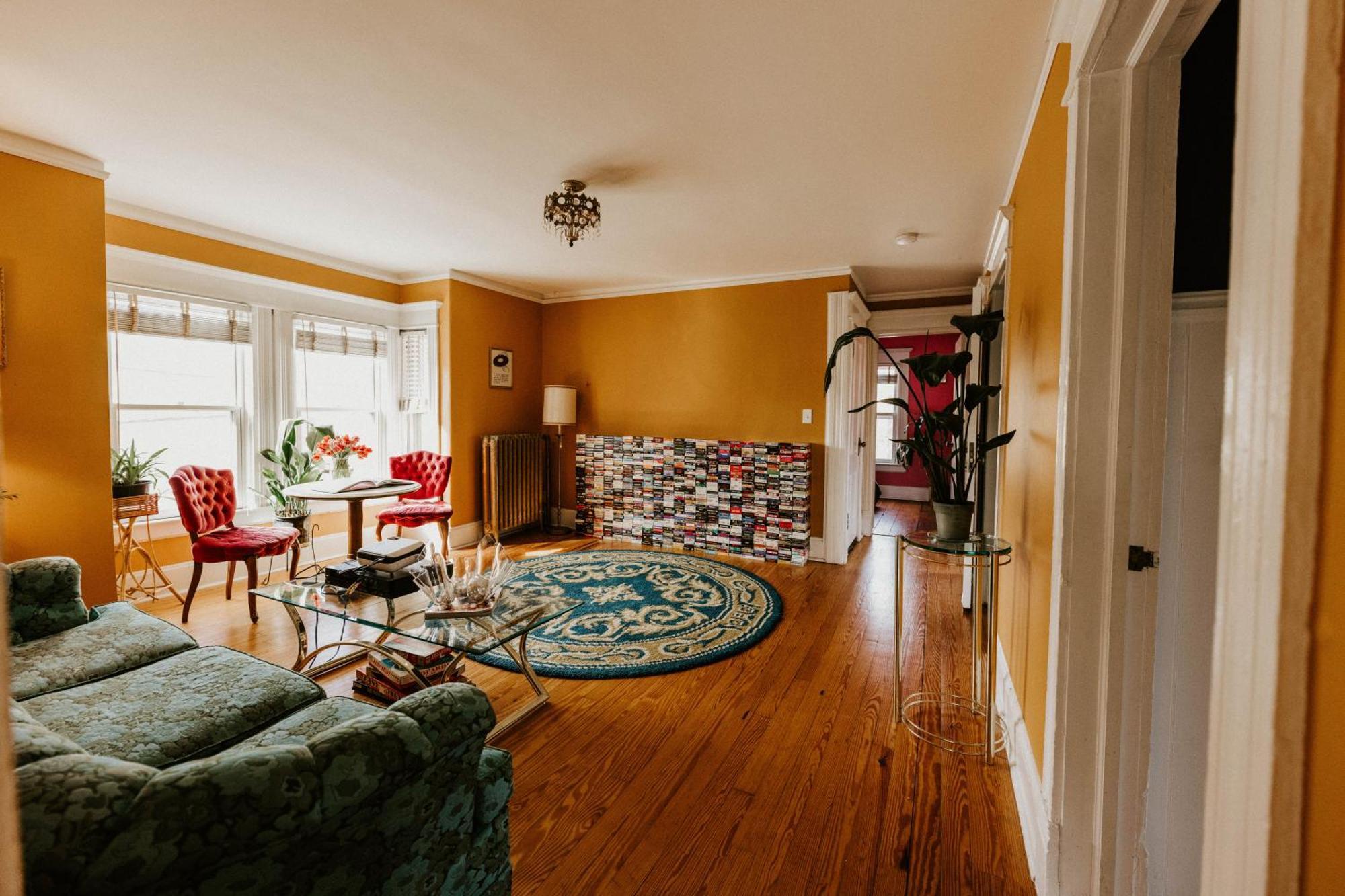 Retro Gem Box Victorian Steps From Irvine Park Apartment เซนต์พอล ภายนอก รูปภาพ